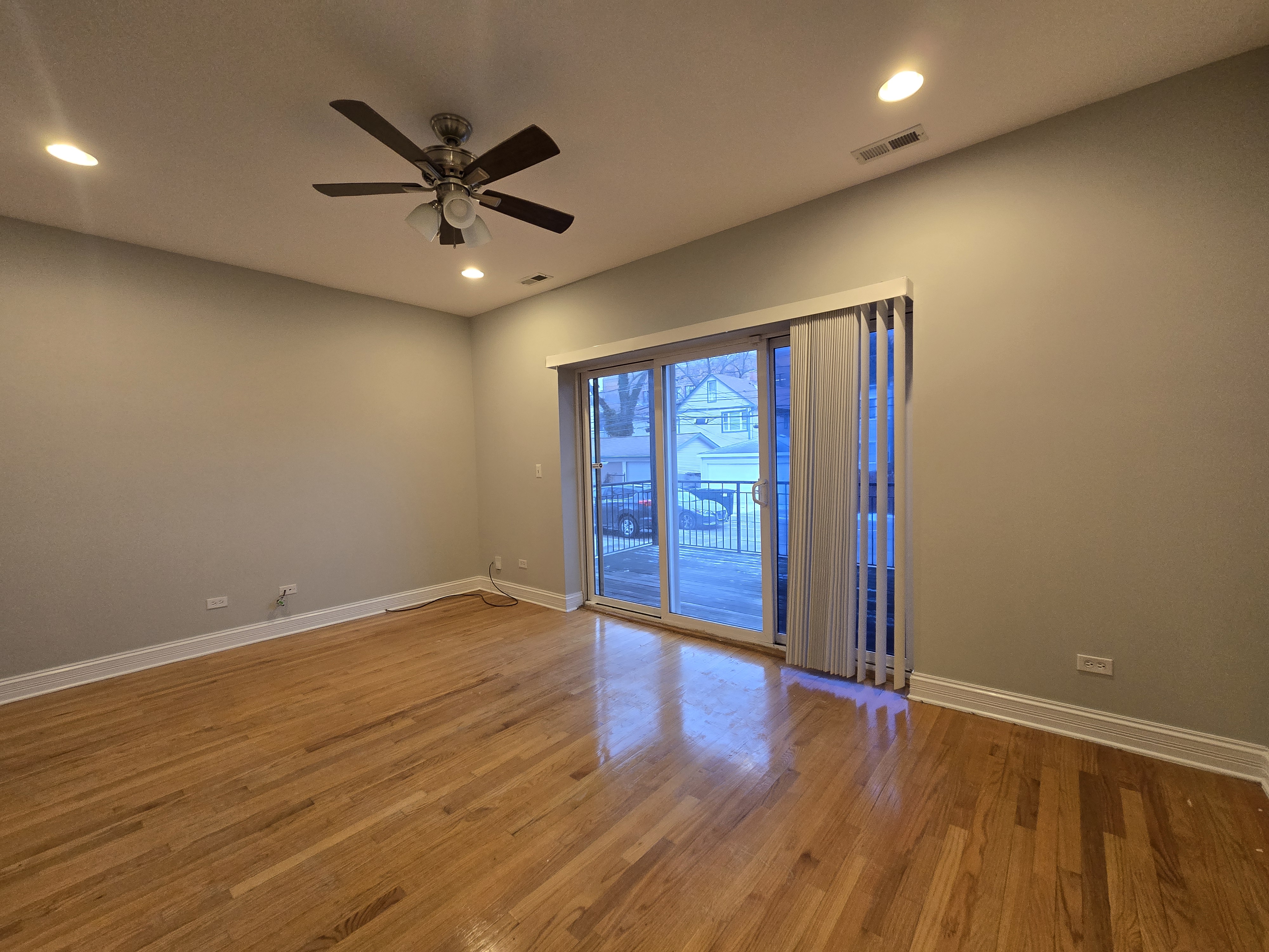 3829-31 N. Kedzie Ave. 3829-31 N. Kedzie Ave., Chicago, IL 60618 Irving Park - Leasing by Cross Street